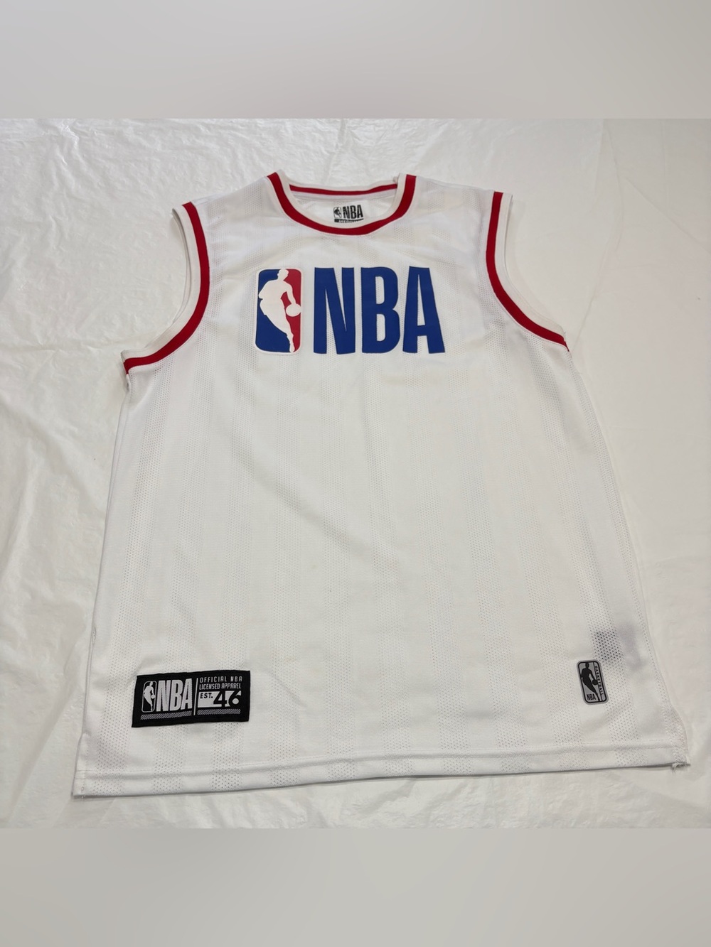 NBA Basketball White Sleeveless Shirt Tank Top Jersey Mens Medium